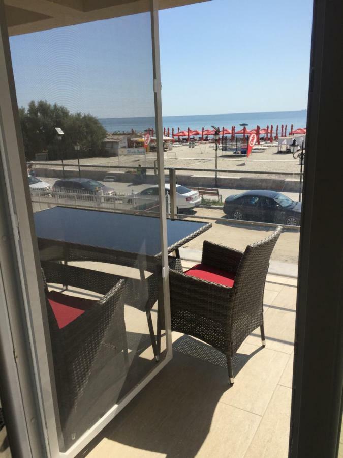 Briza Pe Promenada Lejlighed Năvodari Eksteriør billede